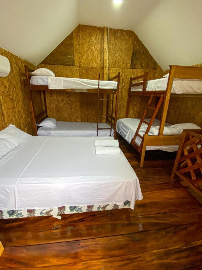 Hostal Tortuga Dorada Puerto López Екстериор снимка